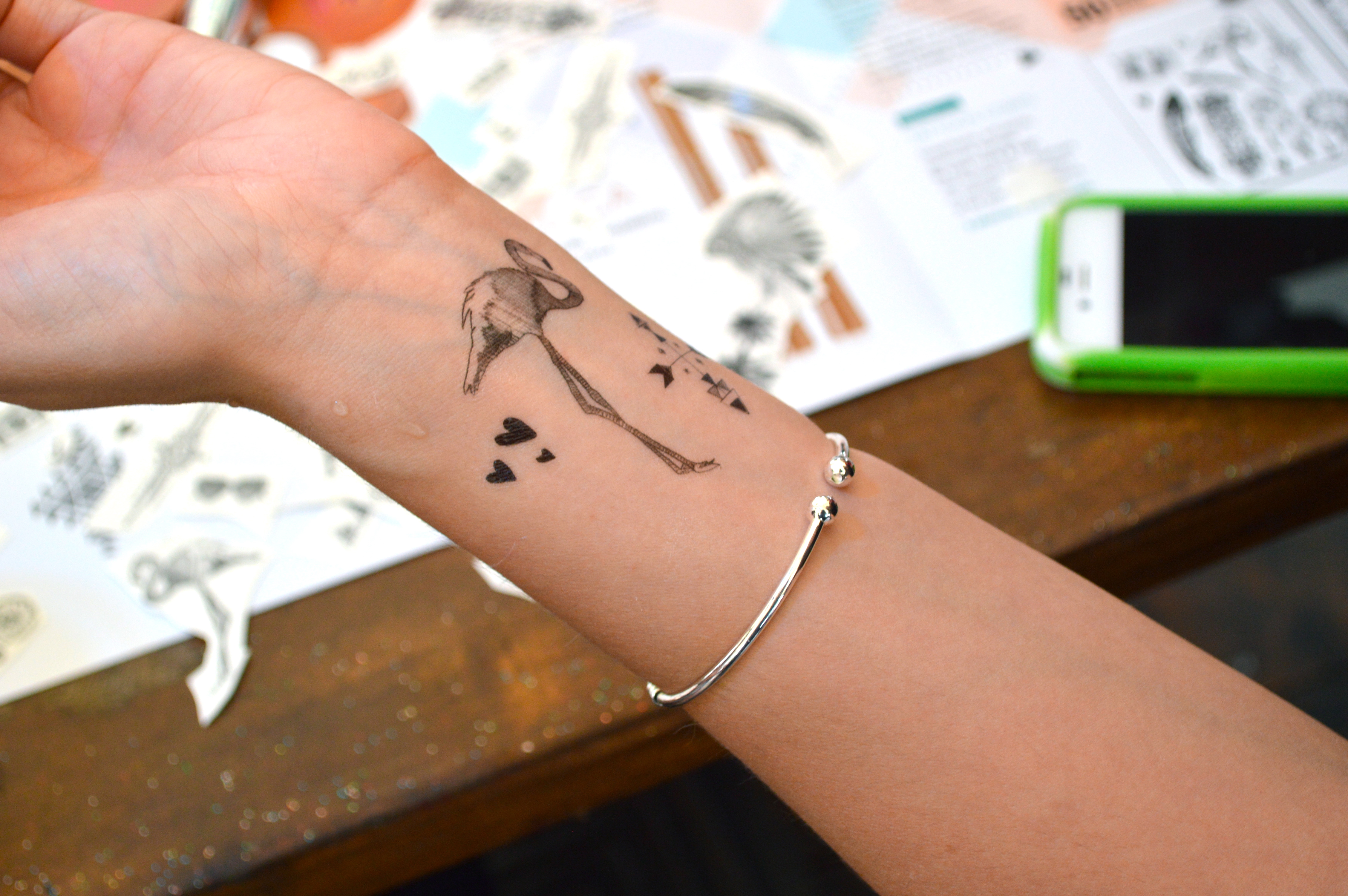 tatouages éphémères bourjois