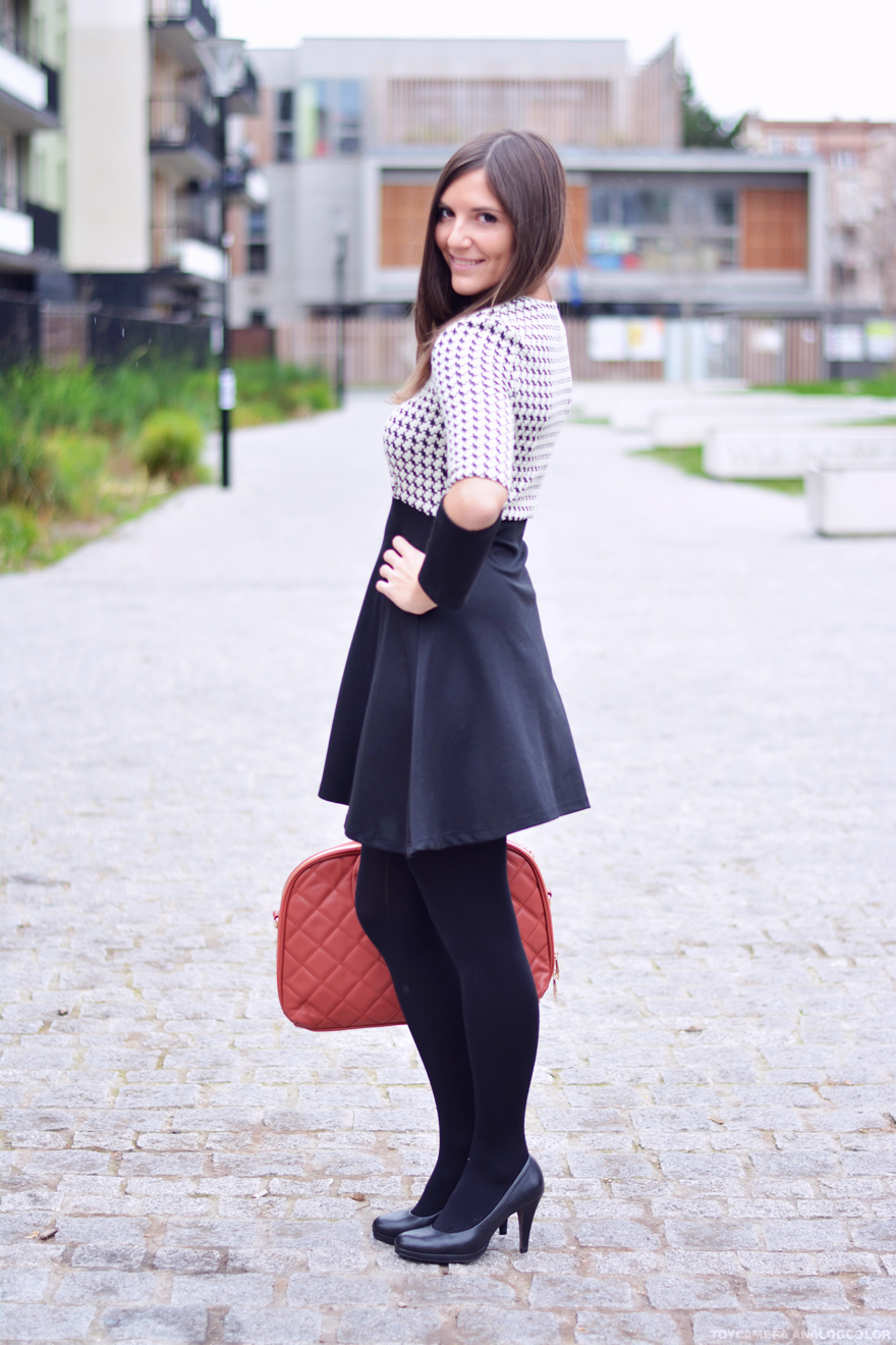 robe pito noire blanche