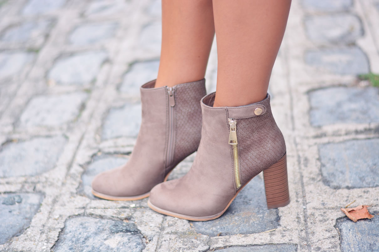 bottines-beiges-reptile