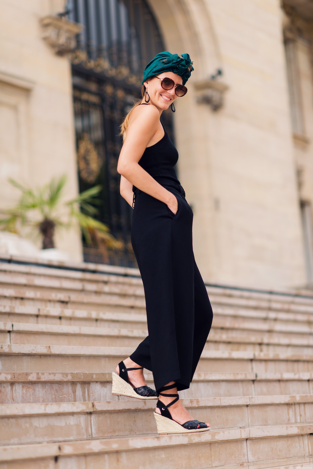 tendance-avec-une-coiffure-affricaine-blog-mode-paris-les-caprices-diris